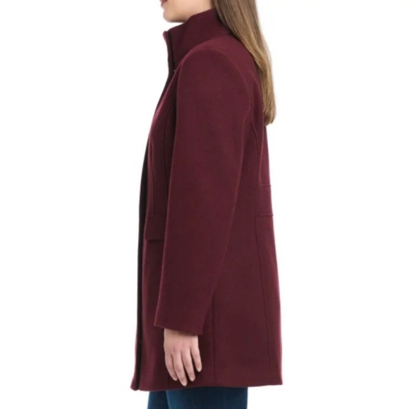 NWT!Vince Camuto Women's Full Zip Jacket Coat, Dark Red/ S,M,L Gold Zipper/Snaps - Picture 3 of 12